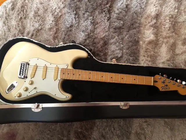 ST-20 Elektromos gitár