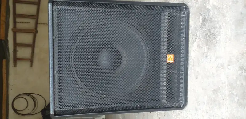 FS Audio Dys 115c 4darab van Reproduktor