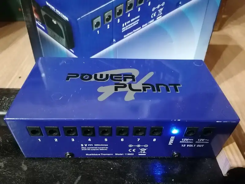 Harley Benton Powerplant Adapter
