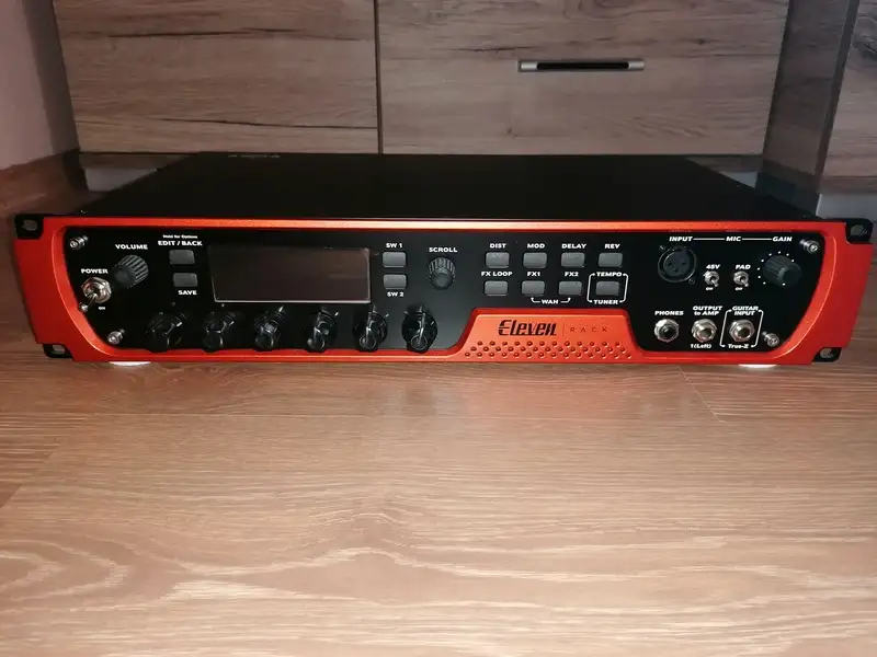 AVID Eleven Rack Effect processor