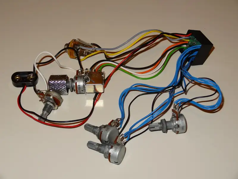 Zolkowpreamps 1.3, 3 sávos Bass guitar electronics