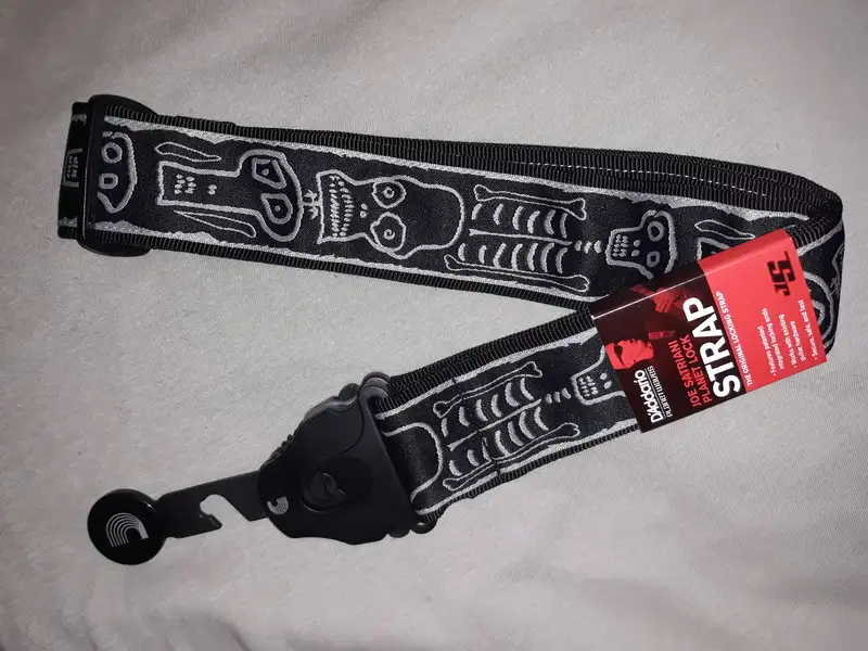 Planet Waves Joe Satriani Heveder