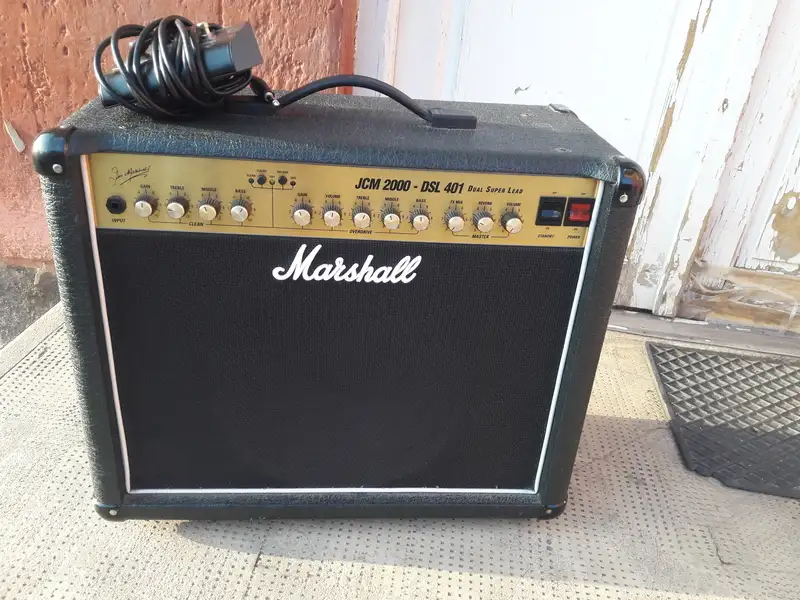Marshall JCM 2000 DSL 401 Gitarrecombo