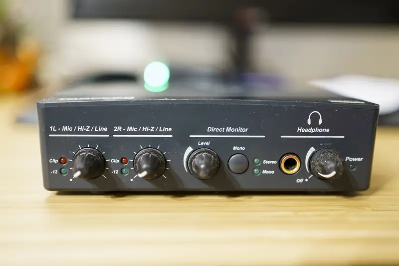  E-MU Tracker Pre 2.0 Tarjeta de sonido externa