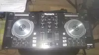 Numark Mixtrack pro 3 DJ Kontroller [February 25, 2020, 8:57 am]