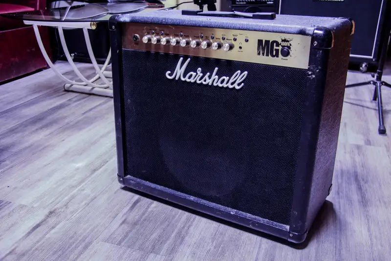 Marshall MG100FX Gitárkombó