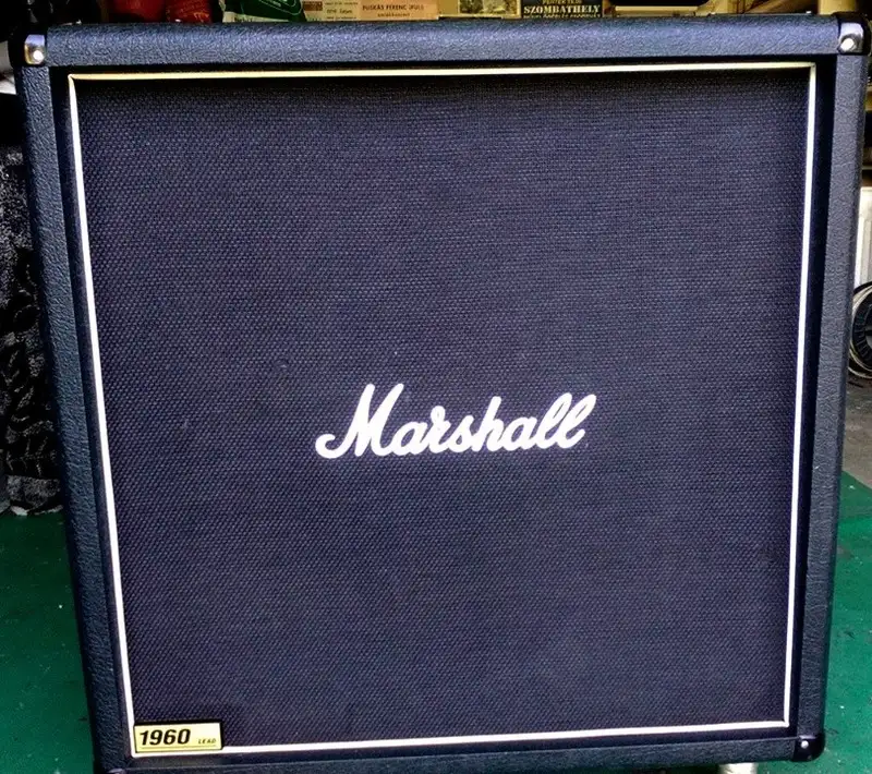 Marshall 1960 Lead B Gitárláda