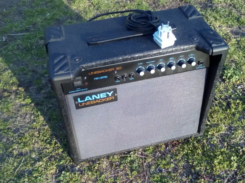 Laney Linebacker 30 reverb Guitar combo amp