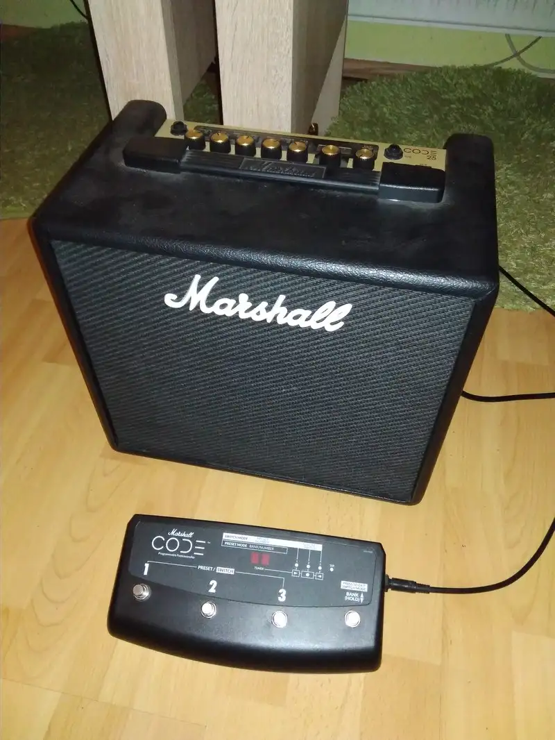 Marshall CODE 25 Gitárkombó