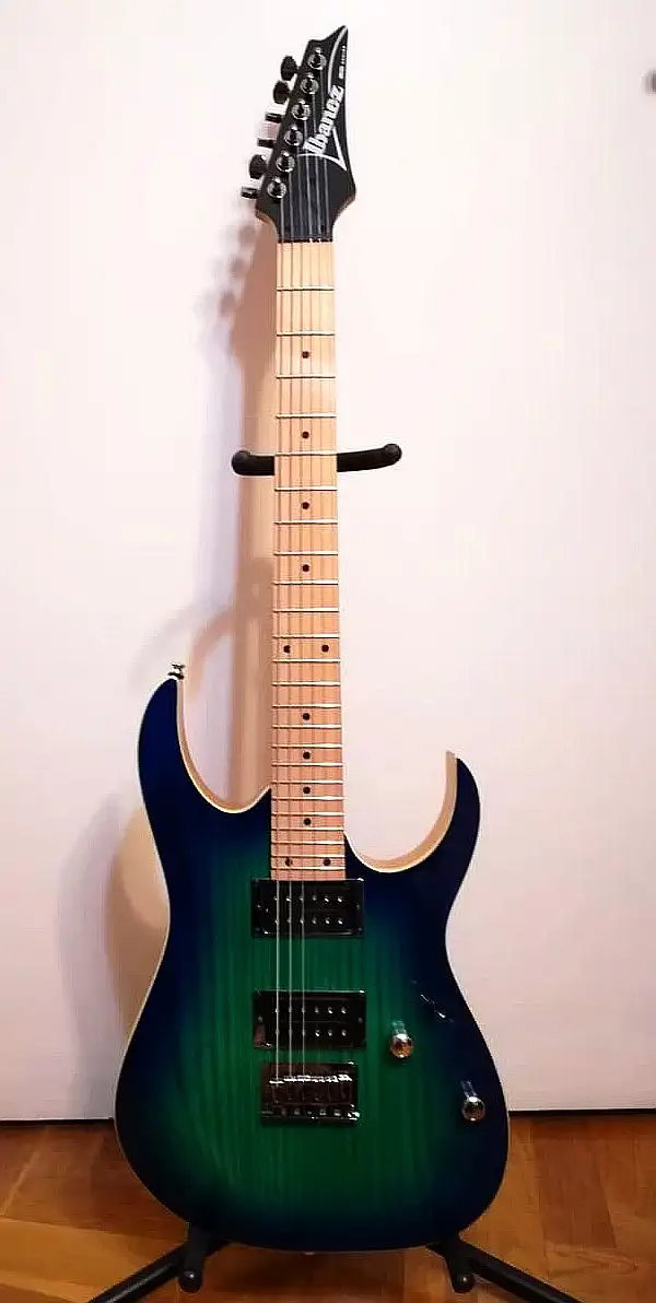 Ibanez RG421AHM Elektromos gitár