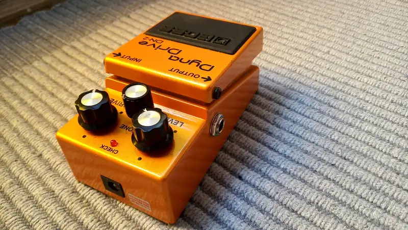 BOSS DN-2 Dyna Drive Pedal