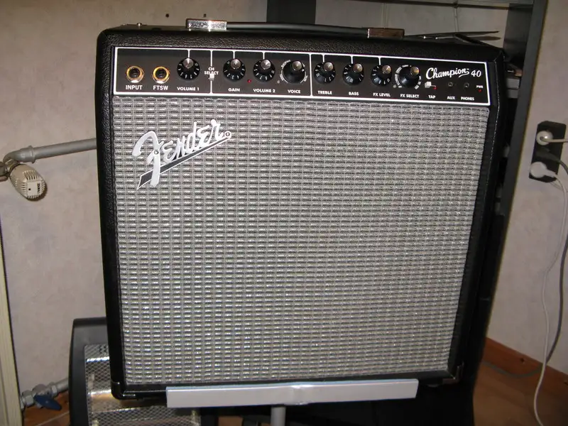 Fender Champion 40 Gitárkombó