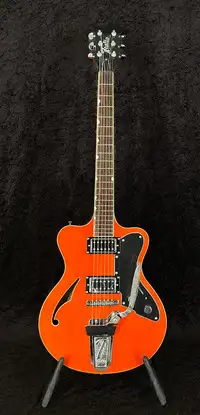 Italia Maranello 61 Electric guitar [February 9, 2022, 1:28 pm]