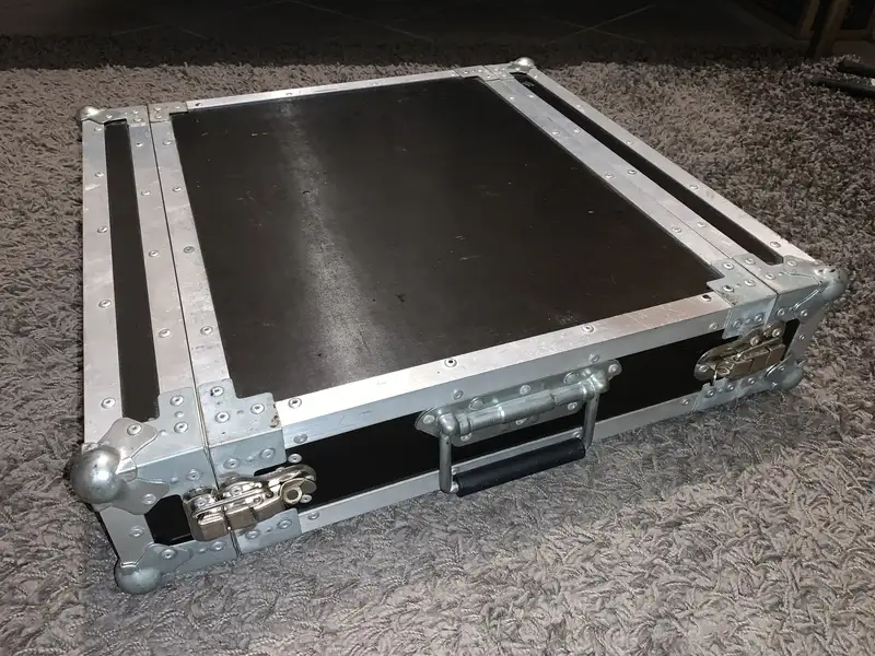 2U Erősítő Rack doboz