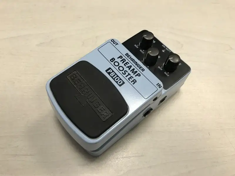 Behringer PB100 Preamp Booster Booster
