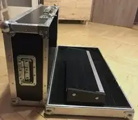 Adam Hall  Držiak pedálu [August 24, 2020, 9:59 pm]