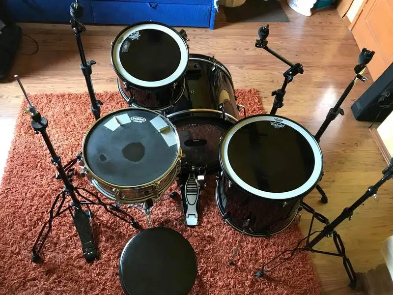  DS-200 22-12-16 Magnum 145,5 Drum set