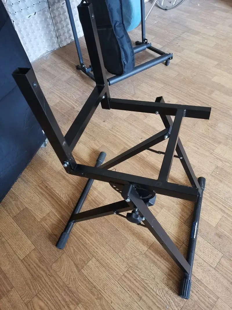 Euromusic E-CÁ-L kombó állvány Amplifier stand
