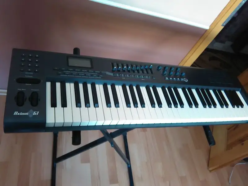 M-Audio AXIOM 61 MIDI keyboard