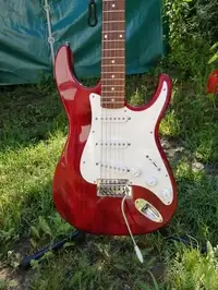 Apollo Stratocaster Electric guitar [October 1, 2020, 1:04 pm]