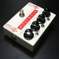 Red Witch Analóg chórusvibrato Effect pedal [August 15, 2020, 11:22 am]