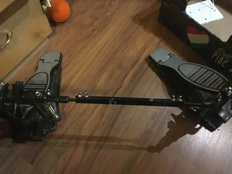   Pedal de bombo