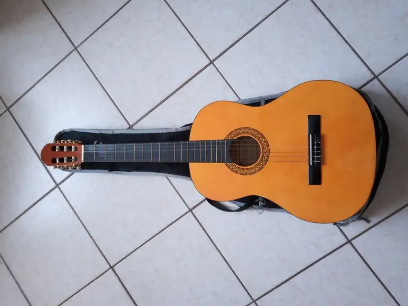 Toledo Primera  44 nt Guitarra acústica