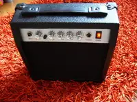 Rocktile PG10 Guitar combo amp [November 15, 2020, 5:49 pm]