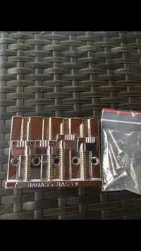 Badass II Bass guitar bridge [December 13, 2020, 2:24 pm]
