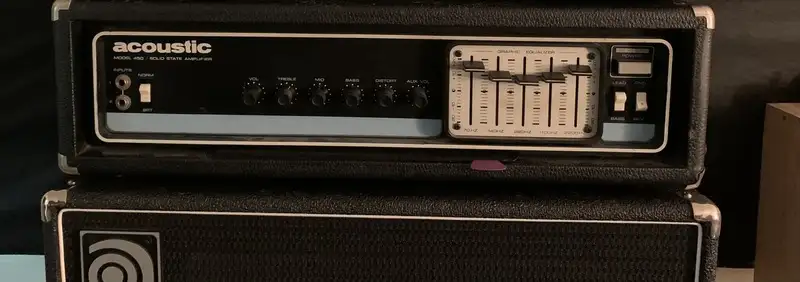 Acoustic 450 Basszuserősítő-fej