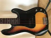Marathon Precision Replay Series Bass guitar [February 8, 2021, 11:51 am]