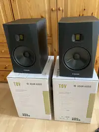 ADAM AUDIO T8V Altavoz de estudio [March 15, 2021, 10:59 am]