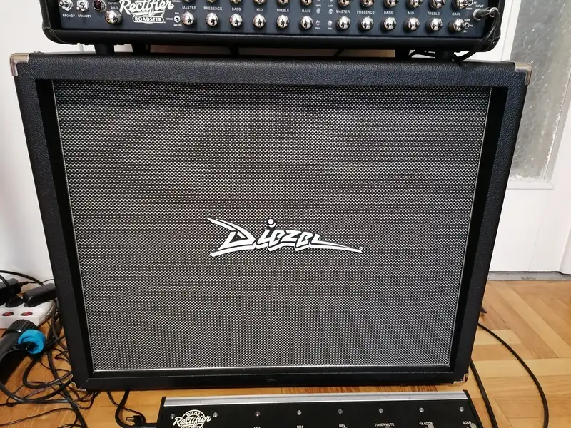 Diezel 212 V30 Guitar cabinet speaker