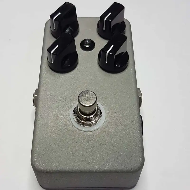Pedalhealer Timmy Distorsionador