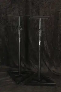 Adam Hall SKDB039 Stojan pre hlasný reproduktor [June 20, 2021, 11:20 am]