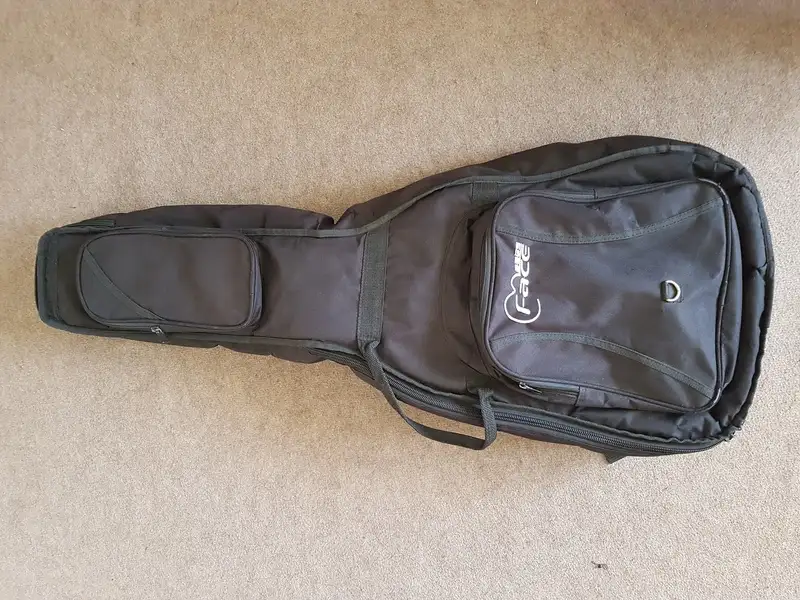  615W Funda de guitarra