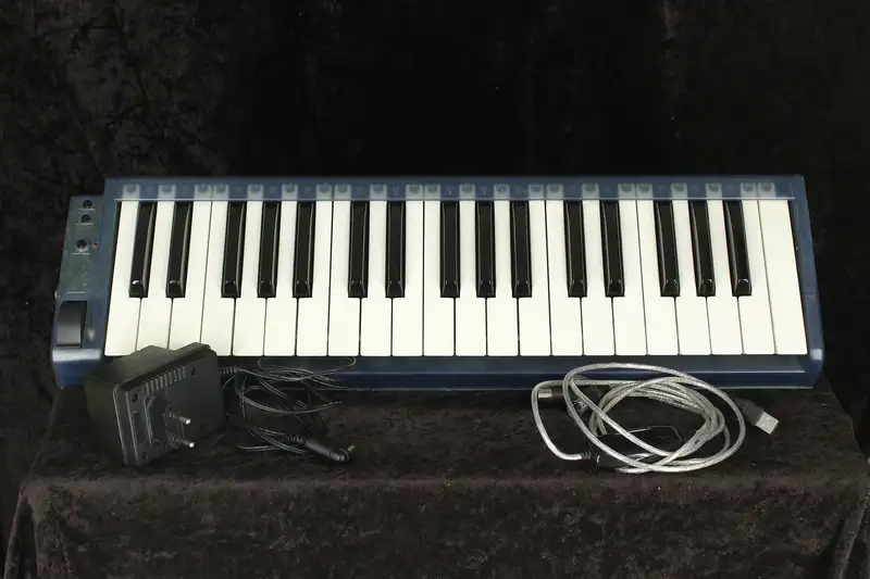 Fatar CMK-137+USB adapter MIDI Keyboard