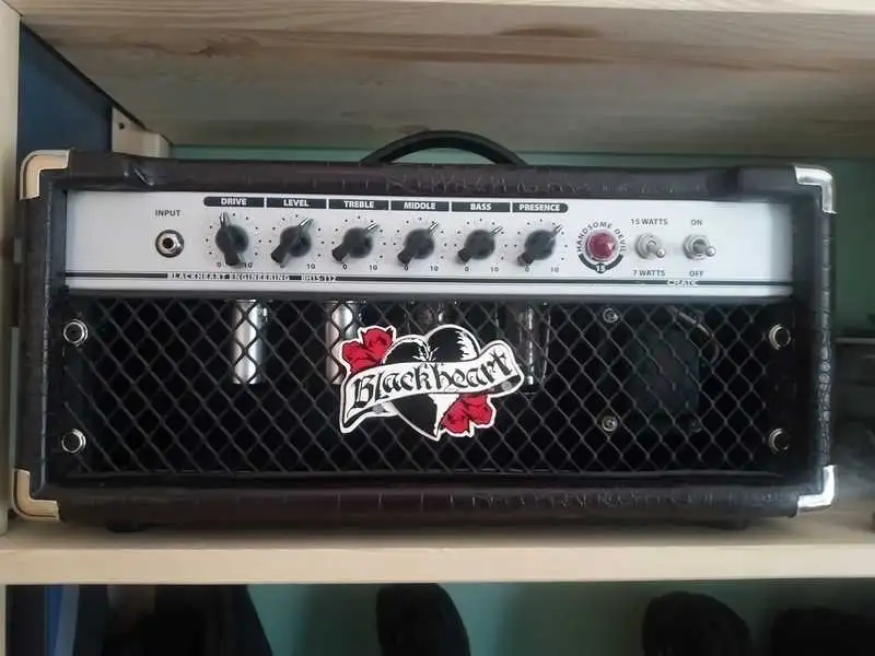 Blackheart Handsome Devil BH15 Gitárerősítő-fej