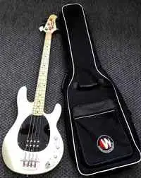 OLP MM2 Stingray Ernie Ball Musicman Bajo eléctrico [August 9, 2021, 5:12 pm]