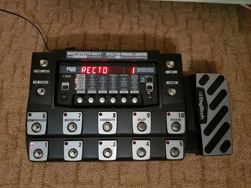 Digitech RP-1000 Multieffekt