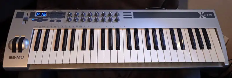 EMU X-board 49 MIDI keyboard