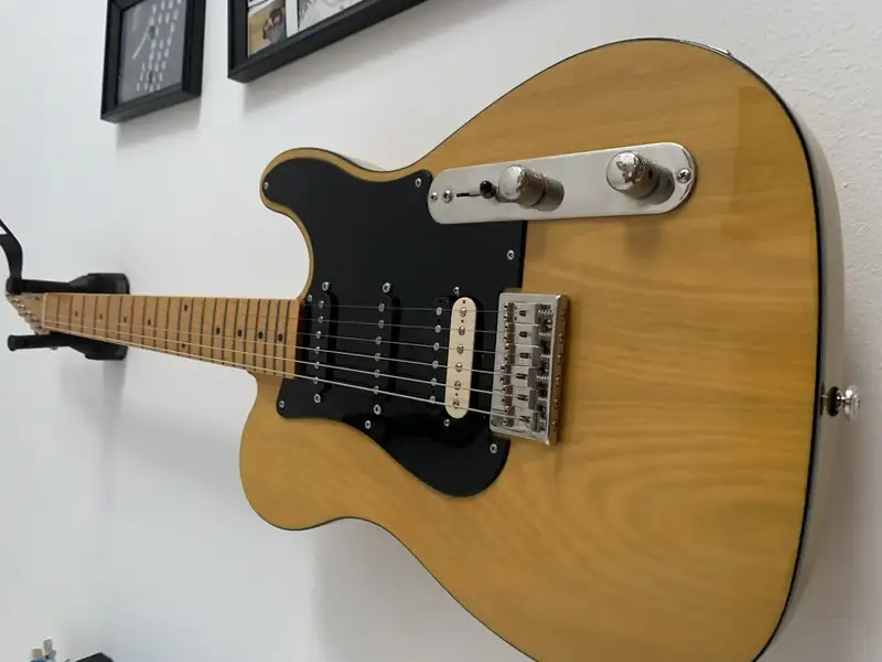  Bluescaster IV Electric guitar