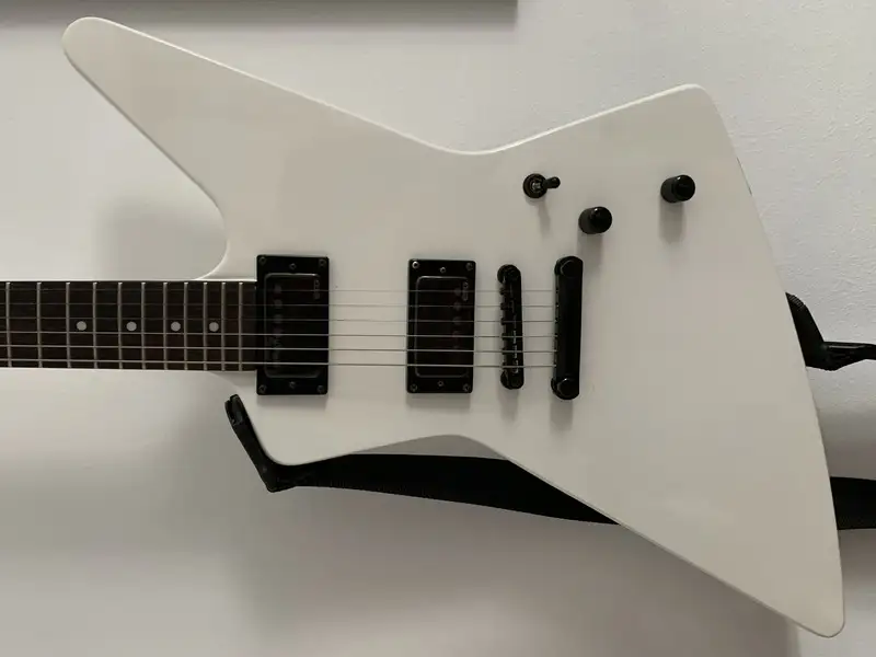Epiphone Explorer 1984 - White Guitarra eléctrica