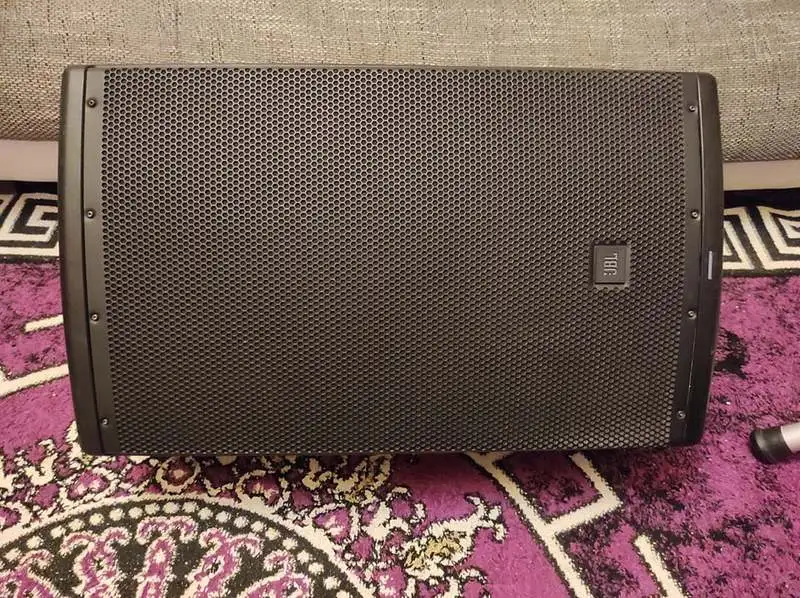 JBL Eon 615 Aktív hangfal