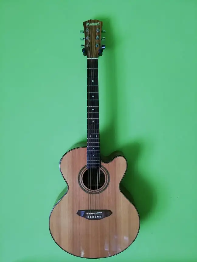  J390 ZCR Guitarra electroacústica