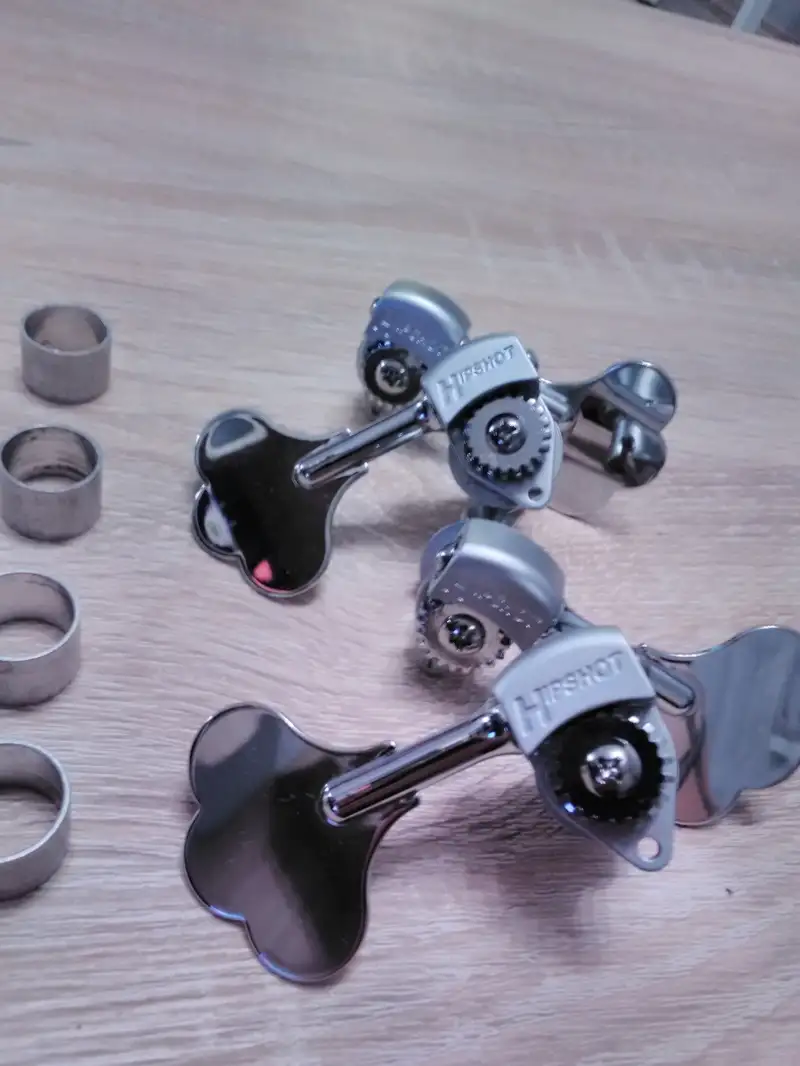 Hipshot Ultralite Lic. 2x2 Tuner key set for Bass