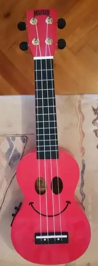 Mahalo U Smile Elektromos ukulele [2021.11.24. 17:37]