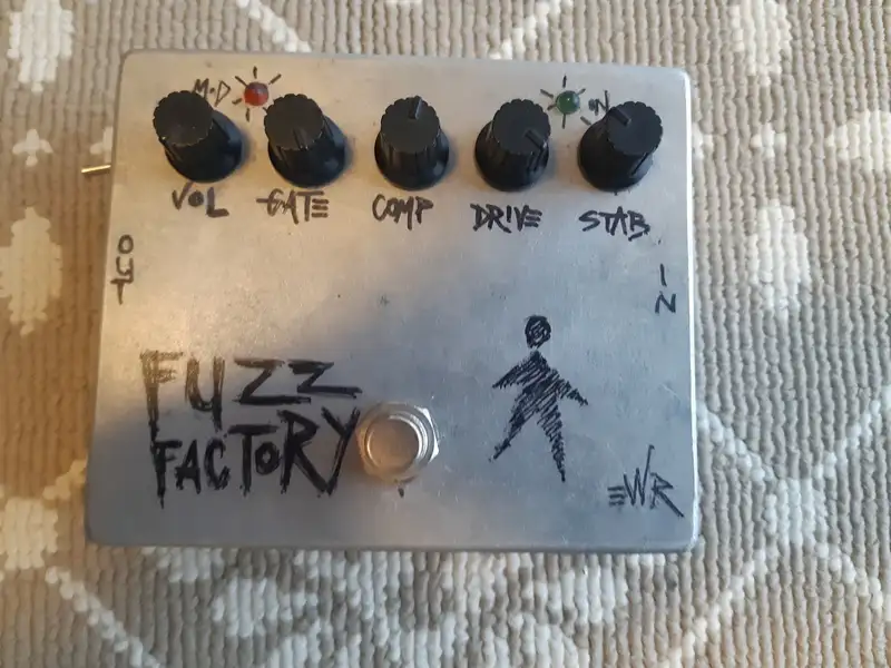 EWR Fuzz Factory Effect pedal
