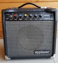 Applause Model 10 Guitar combo amp [December 19, 2021, 9:40 pm]