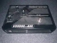 Roger Mayer Voodoo Axe fuzz Pedal de efecto [January 9, 2022, 9:09 am]